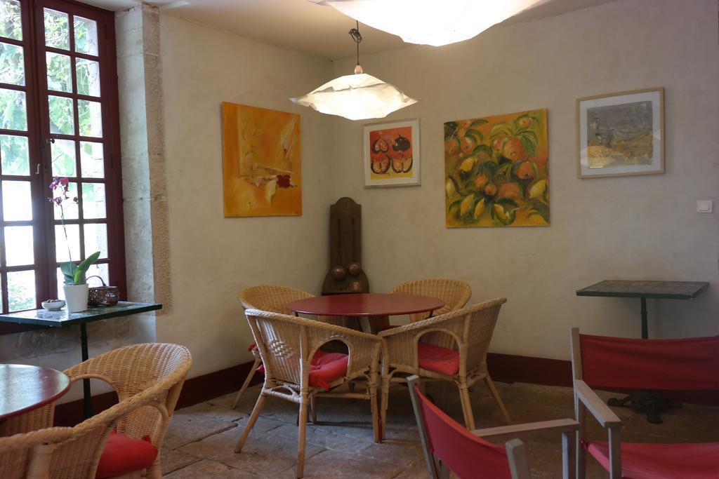 Bed and Breakfast Le Petit Paris Флаже-Эшезо Экстерьер фото
